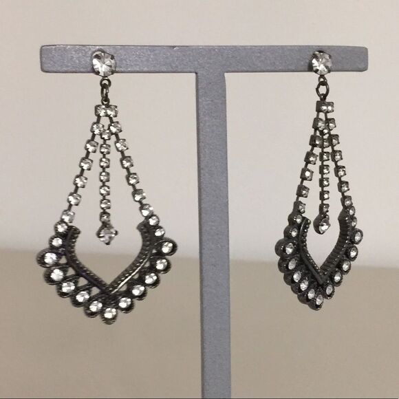 Cache earrings - Picture 3 of 7